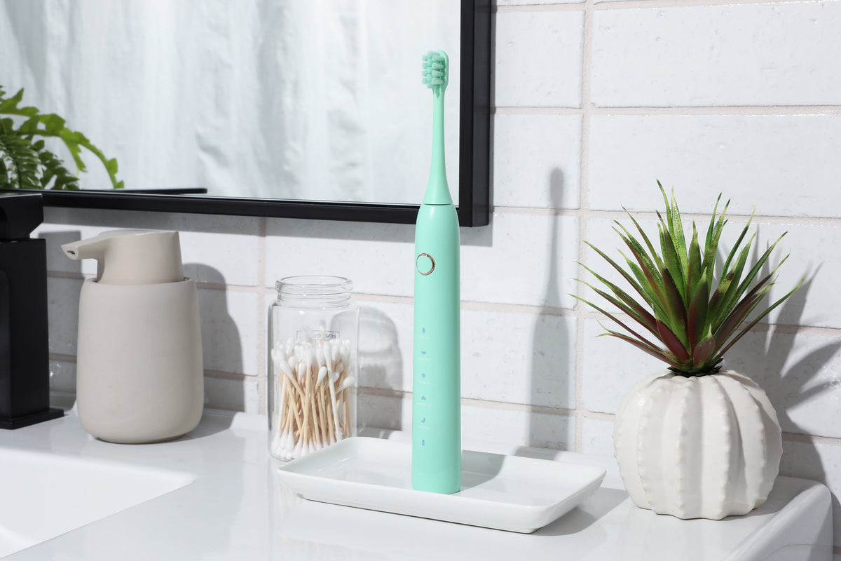 Whitening Toothbrush (Green)